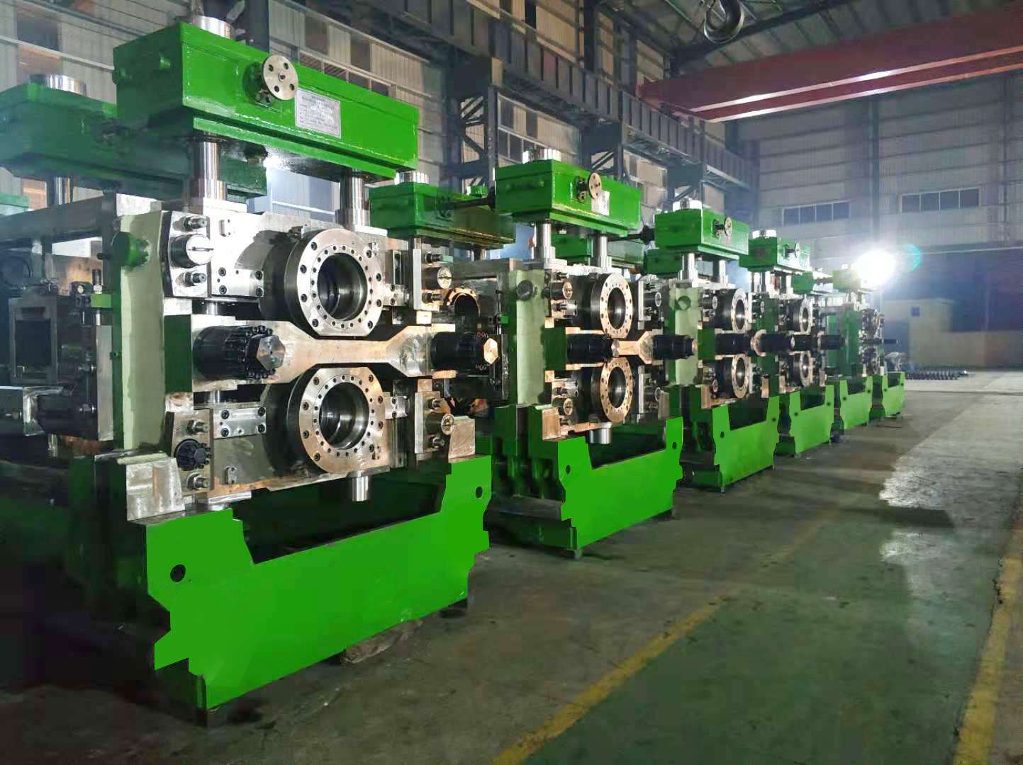 主轧设备-万能轧机2